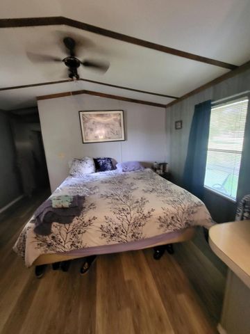 181 Chestnut Bend, Huntsville, TX 77320