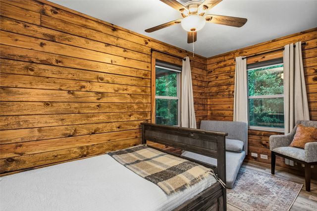 227 Shoreline Road, Pottsboro, TX 75076