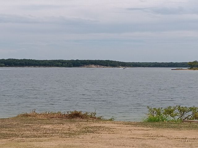 227 Shoreline Road, Pottsboro, TX 75076