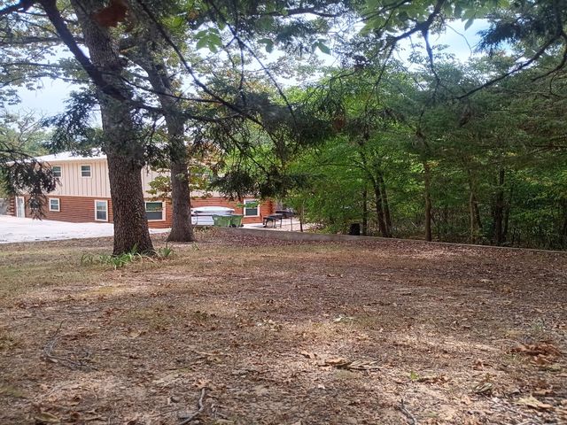 227 Shoreline Road, Pottsboro, TX 75076