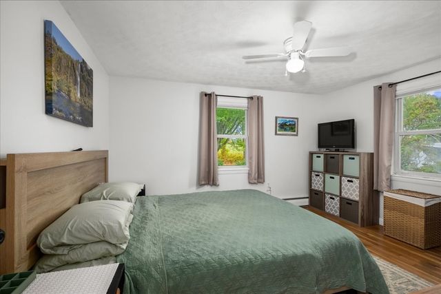 58 Putnam Hill Rd, Sutton, MA 01590