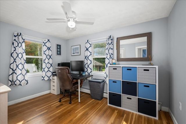 58 Putnam Hill Rd, Sutton, MA 01590
