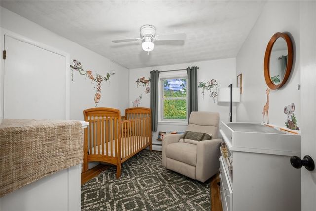 58 Putnam Hill Rd, Sutton, MA 01590
