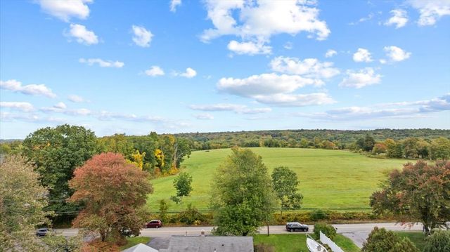 58 Putnam Hill Rd, Sutton, MA 01590