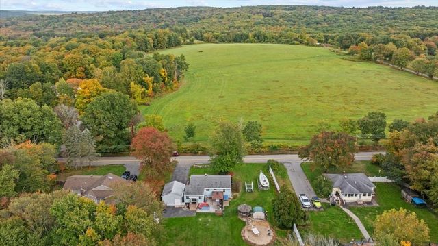 58 Putnam Hill Rd, Sutton, MA 01590