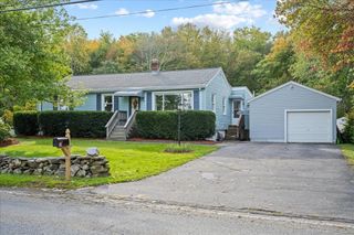 58 Putnam Hill Rd, Sutton, MA 01590