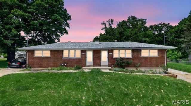 9151 Ramona Avenue, St John, MO 63121