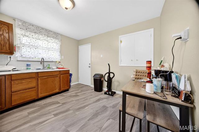9151 Ramona Avenue, St John, MO 63121