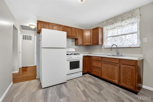 9151 Ramona Avenue, St John, MO 63121