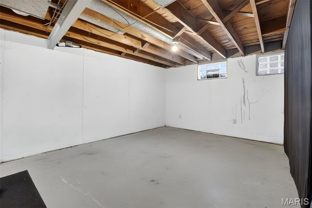 9151 Ramona Avenue, St John, MO 63121