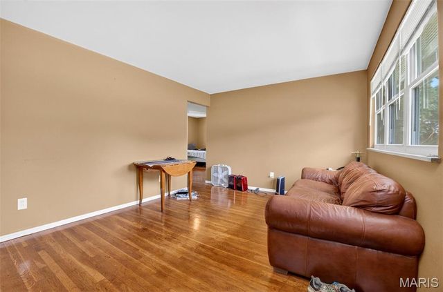 9151 Ramona Avenue, St John, MO 63121
