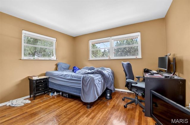 9151 Ramona Avenue, St John, MO 63121