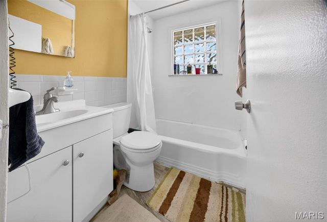 9151 Ramona Avenue, St John, MO 63121