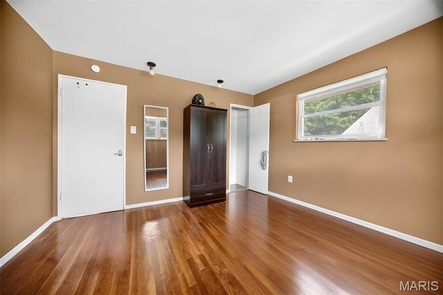 9151 Ramona Avenue, St John, MO 63121