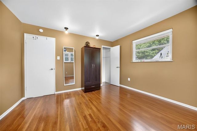 9151 Ramona Avenue, St John, MO 63121
