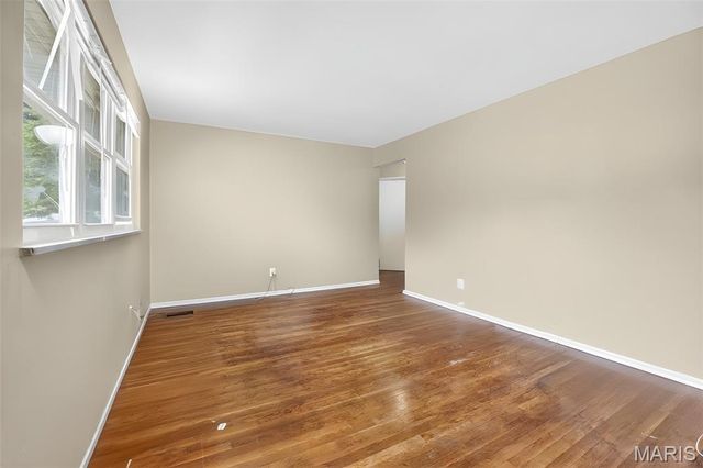9151 Ramona Avenue, St John, MO 63121
