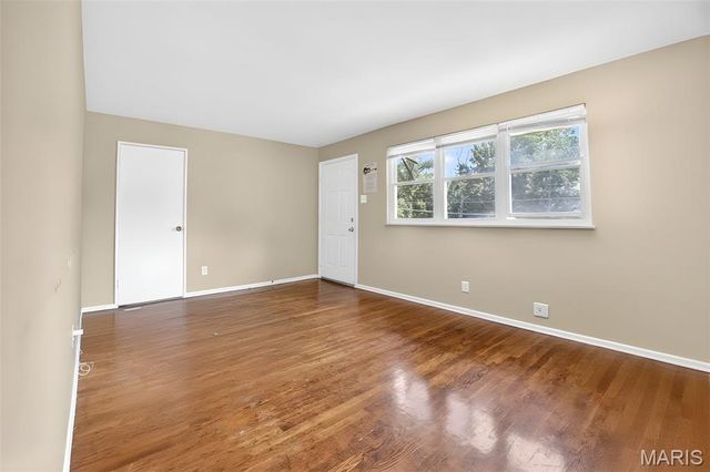 9151 Ramona Avenue, St John, MO 63121