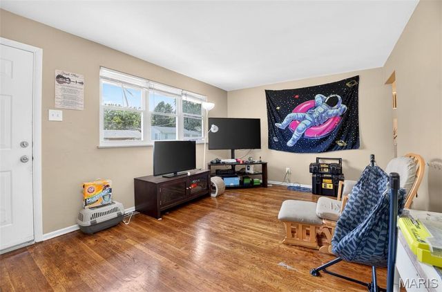 9151 Ramona Avenue, St John, MO 63121