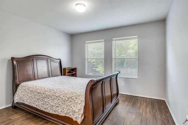 4033 Shawnee Trail, Heartland, TX 75126