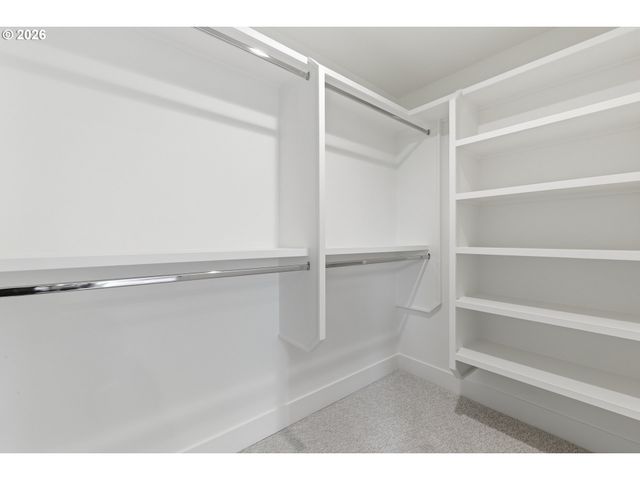 665 4TH St, Lake Oswego, OR 97034
