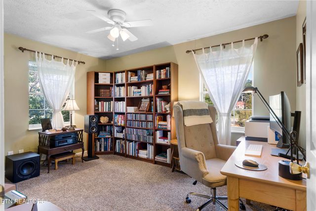 101 Ostenbarker St, Maryville, TN 37804