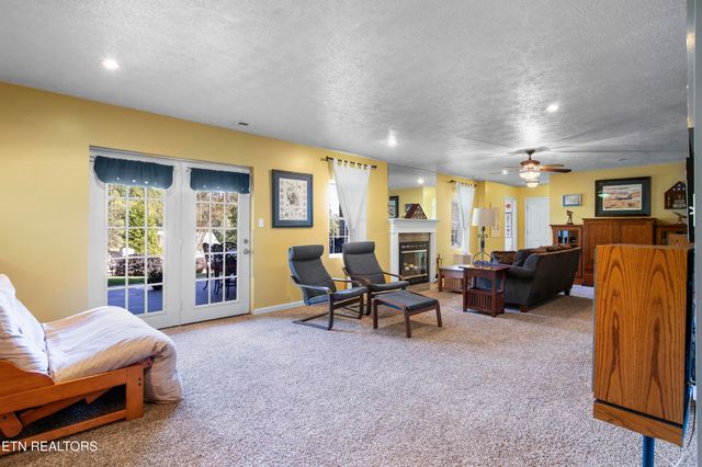 101 Ostenbarker St, Maryville, TN 37804