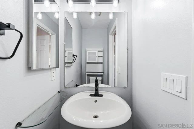 1280 W Main St 24, El Cajon, CA 92020