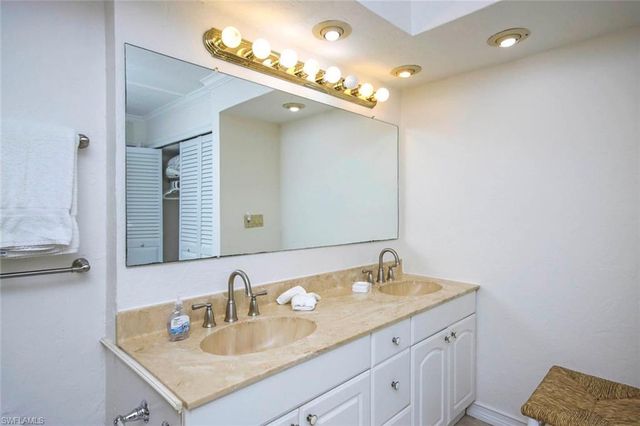 2445 W Gulf DR 35B, Sanibel, FL 33957