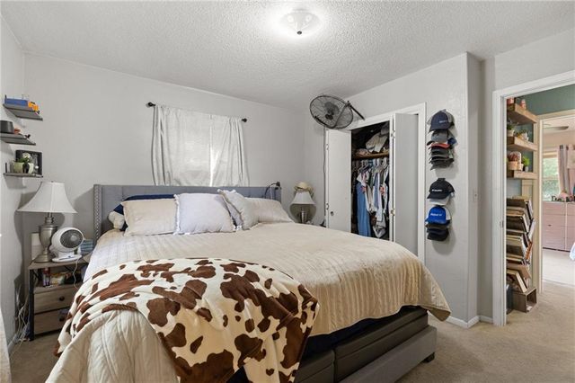 3728 S Marshall Avenue, Sedalia, MO 65031