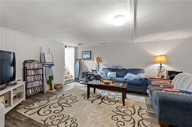 3728 S Marshall Avenue, Sedalia, MO 65031