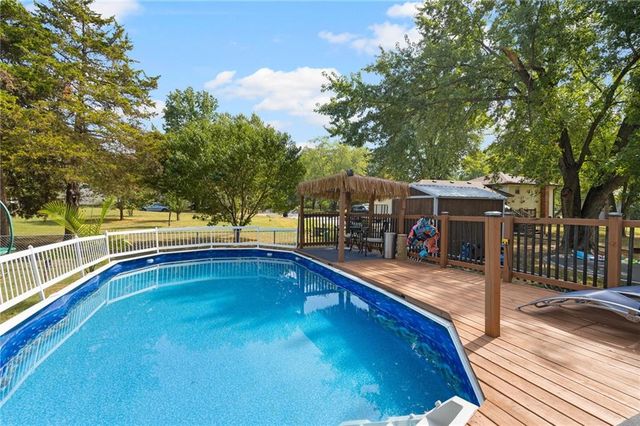 3728 S Marshall Avenue, Sedalia, MO 65031