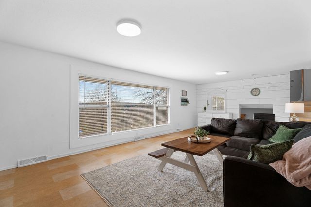 507 W Hensley Street, Branson, MO 65616