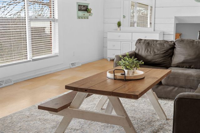 507 W Hensley Street, Branson, MO 65616