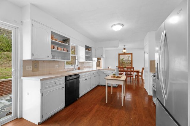 507 W Hensley Street, Branson, MO 65616