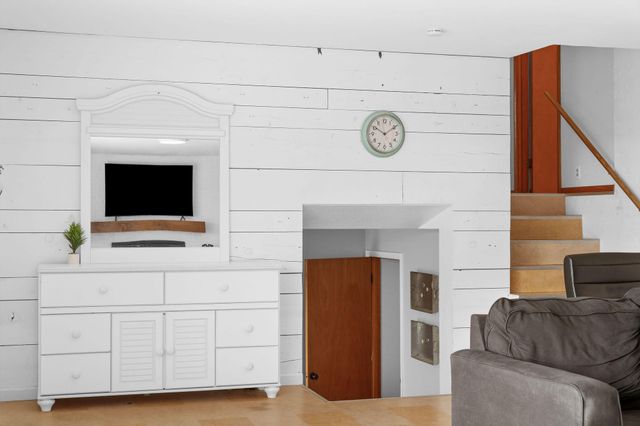 507 W Hensley Street, Branson, MO 65616