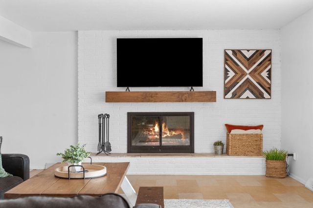 507 W Hensley Street, Branson, MO 65616