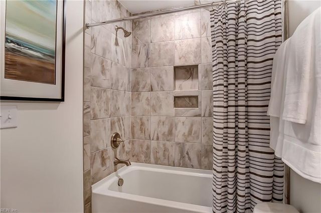 12199 Ava LN, Windsor, VA 23487