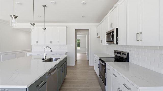 12199 Ava LN, Windsor, VA 23487