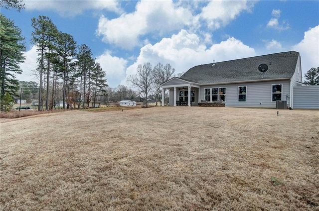 12199 Ava LN, Windsor, VA 23487