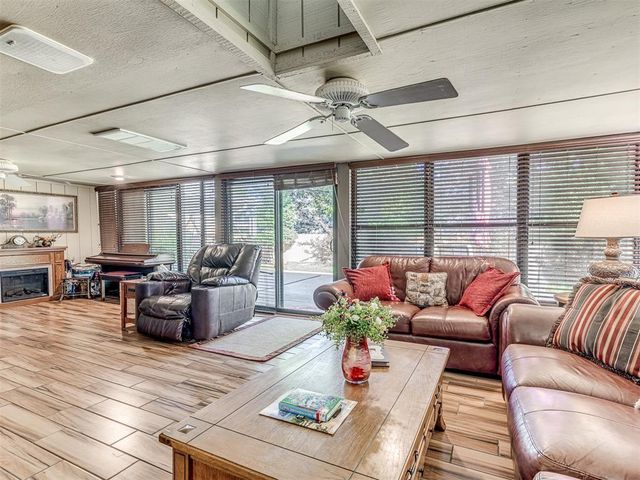 6105 Sudbury Drive, Oklahoma City, OK 73162