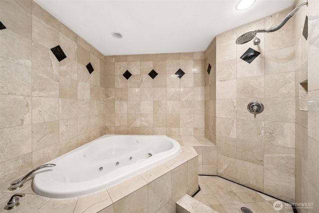 6804 Vandermark Road, Bonney Lake, WA 98391