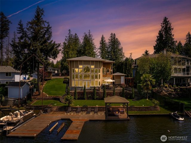 6804 Vandermark Road, Bonney Lake, WA 98391