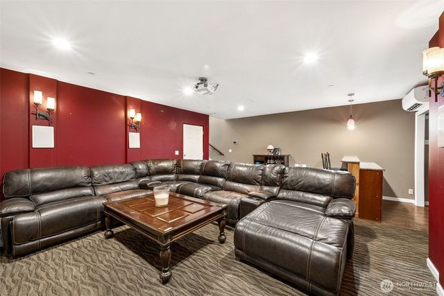6804 Vandermark Road, Bonney Lake, WA 98391