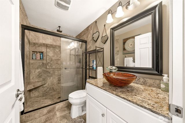 6804 Vandermark Road, Bonney Lake, WA 98391