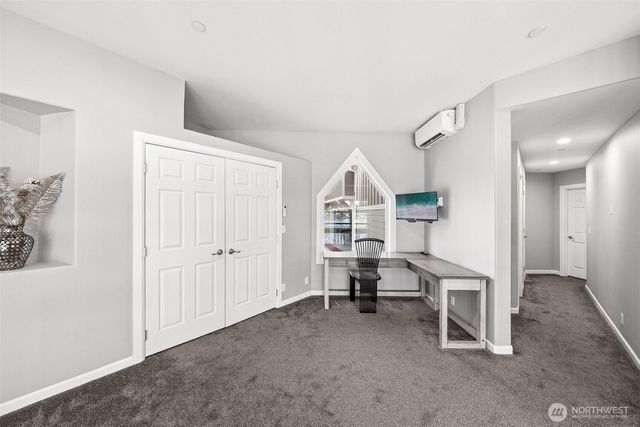 6804 Vandermark Road, Bonney Lake, WA 98391