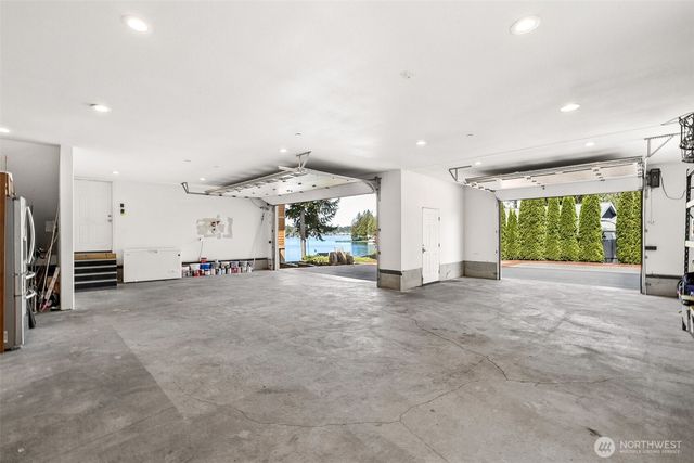 6804 Vandermark Road, Bonney Lake, WA 98391