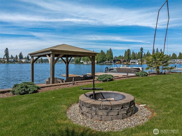 6804 Vandermark Road, Bonney Lake, WA 98391