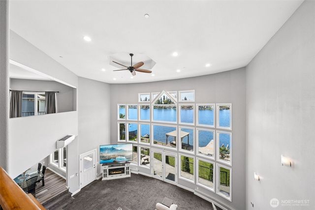 6804 Vandermark Road, Bonney Lake, WA 98391