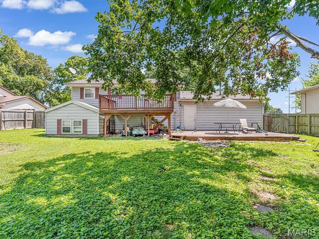 41 Steelecrest Lane, Granite City, IL 62040