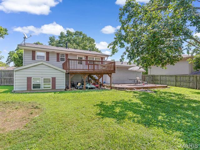41 Steelecrest Lane, Granite City, IL 62040